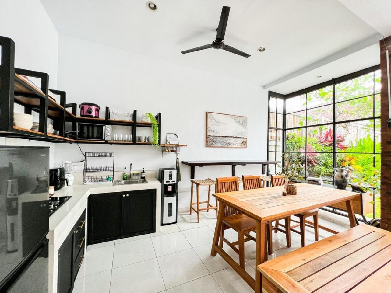Island Boy Guesthouse T Prime Location In Canggu Εξωτερικό φωτογραφία